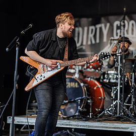 Optreden bij Blues'm (foto Freek van Buul)